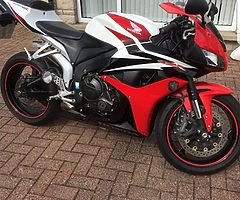 Honda cbr 600 rr