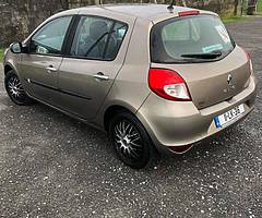 Renault Clio 2011 1.1ltr petrol