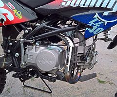 2014 Stomp Z2 140 Pit Bike - Image 4/5