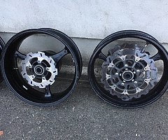 Suzuki GSXR 600/750 wheels/discs to fit 06-10 models