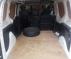 11 Berlingo 3 Seater - Image 5/10