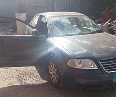 VOLKSWAGEN passat 1.6 Petrol