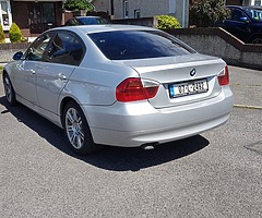 BMW 320d E90 - Image 4/8