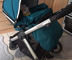 Oyster 2 pram (BRAND NEW) - Image 2/2