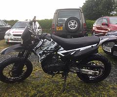 Sinnus 125 apache road legal trial bike