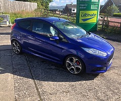 Ford Fiesta ST2 Turbo 2014 low miles - Image 8/10