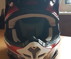 Shoei VFX-W Motocross Helmet - Image 3/7