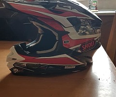 Shoei VFX-W Motocross Helmet - Image 5/7