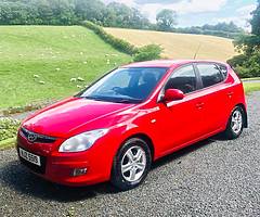 2008 Hyundai i30 1.6 petrol - 10 months MOT and one keeper from new!