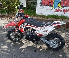 Mint cw 50 kids dirt bike @ muckandfun