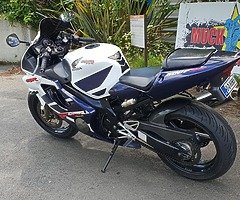 Mint Honda cbr 600 f4i @ muckandfun finance available