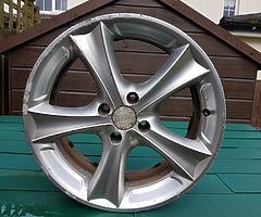 R17 4 stud Peugeot alloys