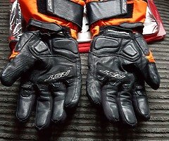 RST gloves - Image 1/4