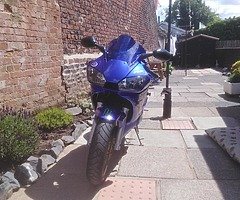 2001 Yamaha R6 - Image 1/8