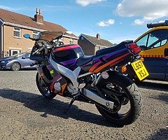 Fzr 600 - Image 4/10