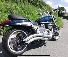 2010 Suzuki Vz1500 - Image 1/5