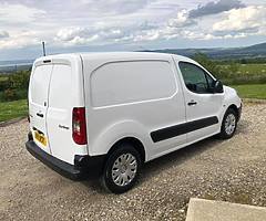 2011 Citroën Berlingo - Image 3/8