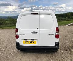 2011 Citroën Berlingo - Image 4/8