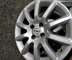 Alloys 4x100