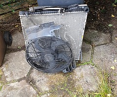 BMW x5 4.4 radiator and fan 2003 - Image 1/4