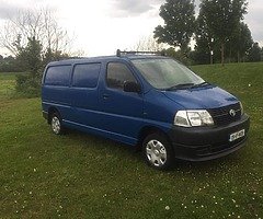 09 hiace for sale