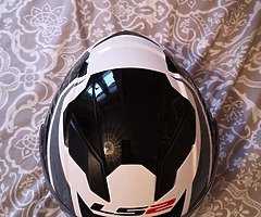 LS2 HELMET SIZE L