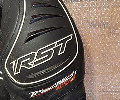 RST Tractech Evo leathers size 42