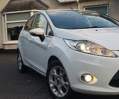 Ford Fiesta 1.4 TDCI - Image 4/5