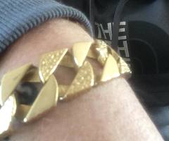 Just under 3 oz gold bracelet basically brand new real head turner paid 3500 will take 3000