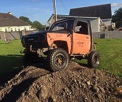 daihatsu fourtrak off-roader - Image 4/7