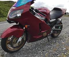 Kawazaki zx12r