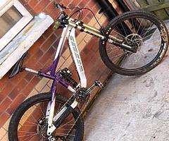 Vitus downhill bike pm me for more details if intrested - Image 6/6