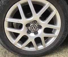 Vw golf 1.6 petrol for breaking - Image 4/10