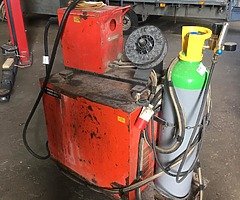 Kestra 350 mig welder