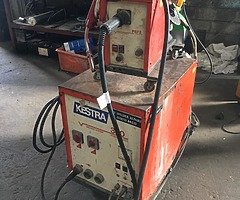 Kestra 350 mig welder