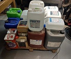 Pallet of assorted Oils and Cleaners. - Image 9/9