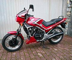 Honda vf400