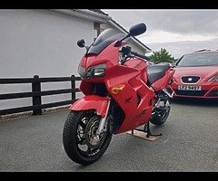 2000 Honda VFR