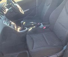 Peugeot 308 low miles - Image 6/8