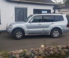 2004 Mitsubishi Shogun - Image 4/4