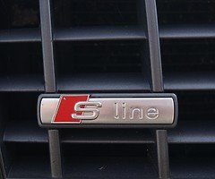 B7 A4 S-line 2.0 petrol TAX&NEW NCT - Image 3/6