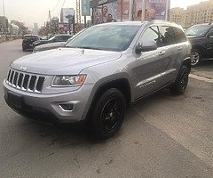 Grand cherokee 2014 sunroof leather heated seats tail gate camera sensor calll on 03.268 143