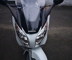 Honda fes 125 - Image 5/5