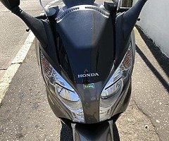 2013 honda fes125 s/wing - Image 8/10