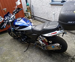 2004 GSX 1400 motor bike