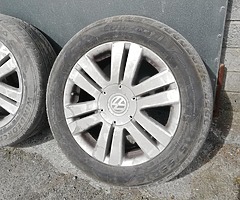 16" genuine Volkswagen alloys - Image 4/10