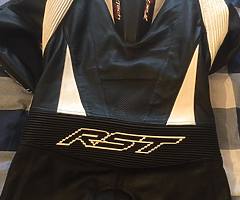 RST leathers