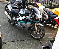 Cbr 400rr - Image 8/8