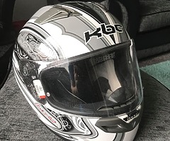 Kbc helmet size small