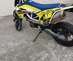 2018 Husqvarna Supermoto 701